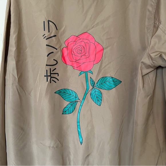 ROSE WINDBREAKER - Picture 4 of 5